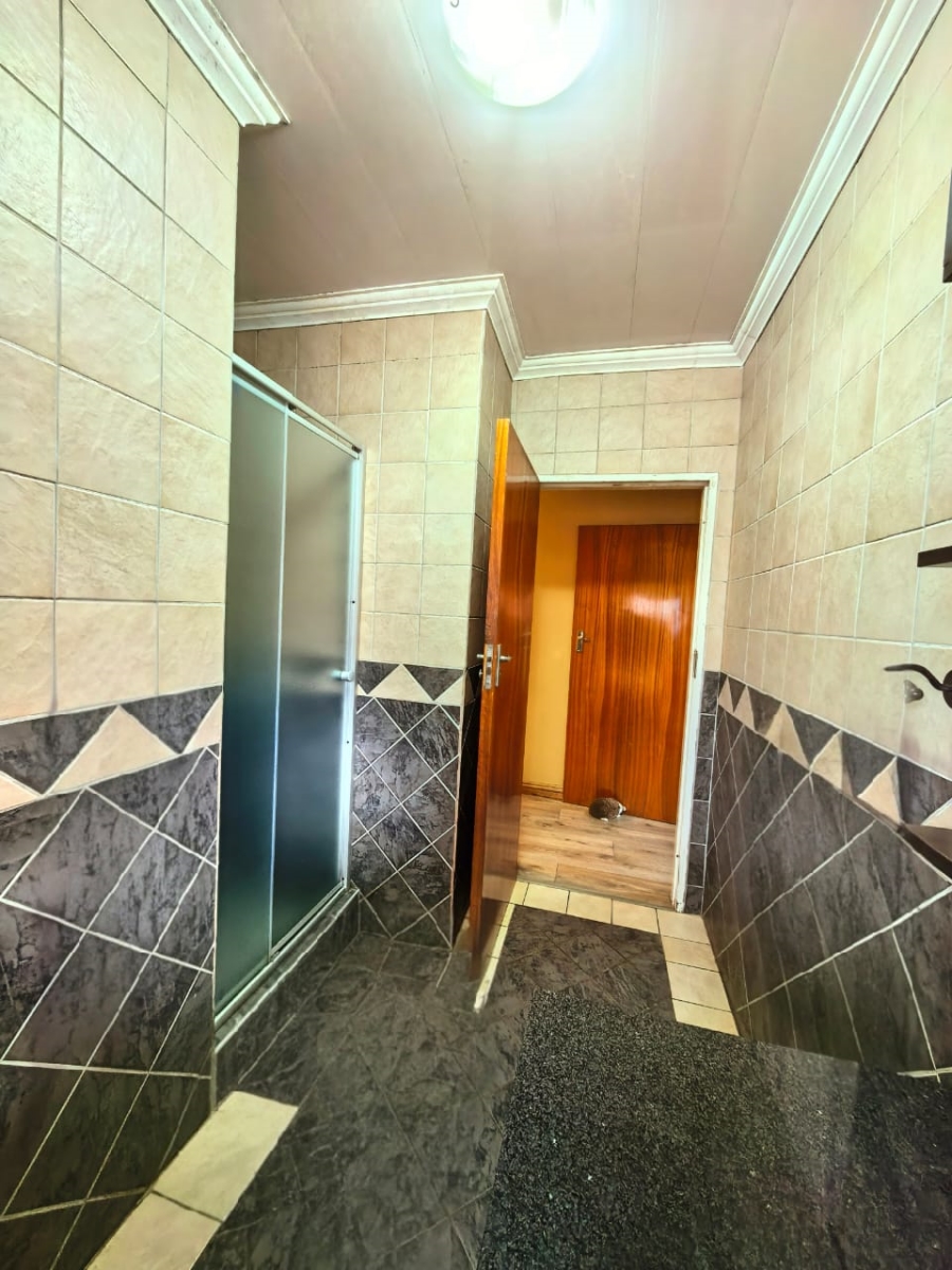 4 Bedroom Property for Sale in Vaalpark Free State